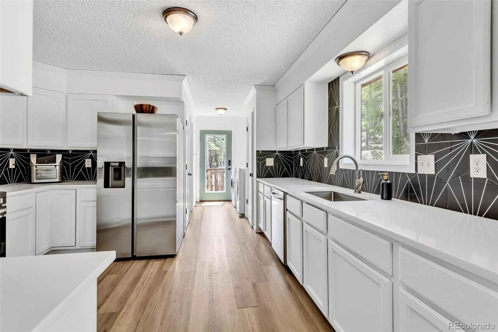 255 Divide View Drive Golden CO 80403 | MLS #REC6244031 07252026205603 1600 11