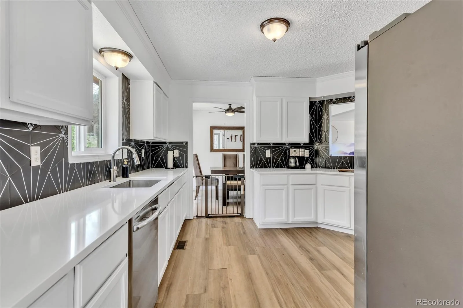 255 Divide View Drive Golden CO 80403 | MLS #REC6244031 07252026205603 1600 12