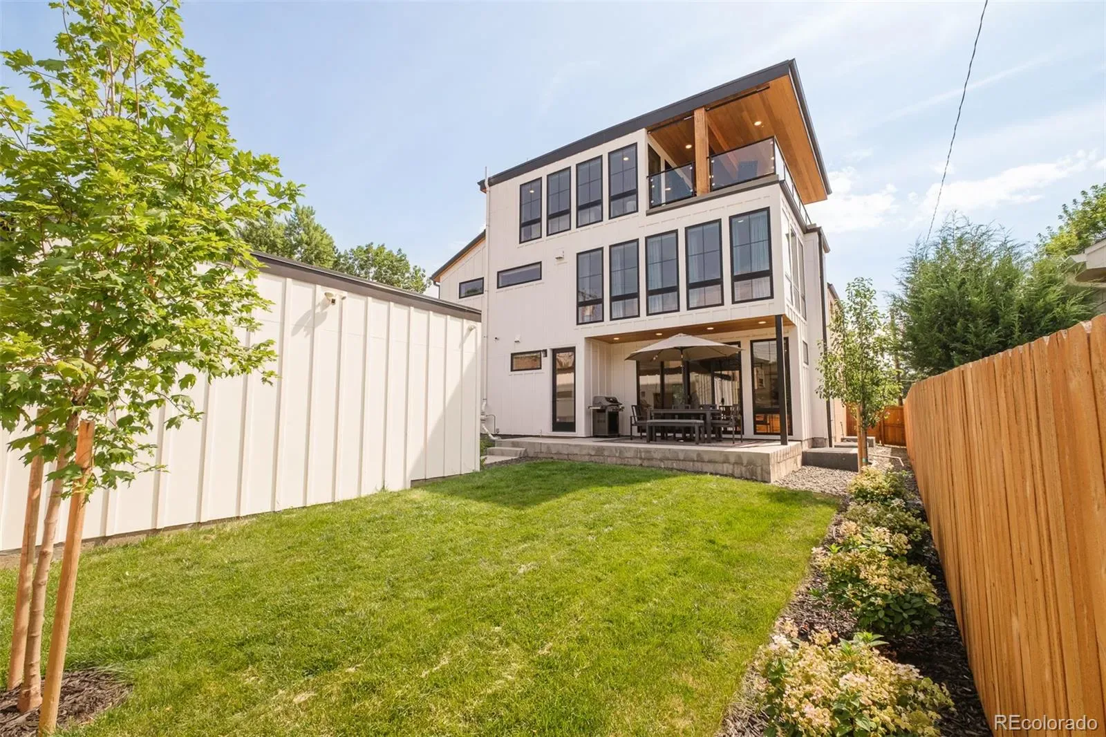 2485 Oak Street Denver CO 80212 MLS #REC6244185 03282026000908 1600 44