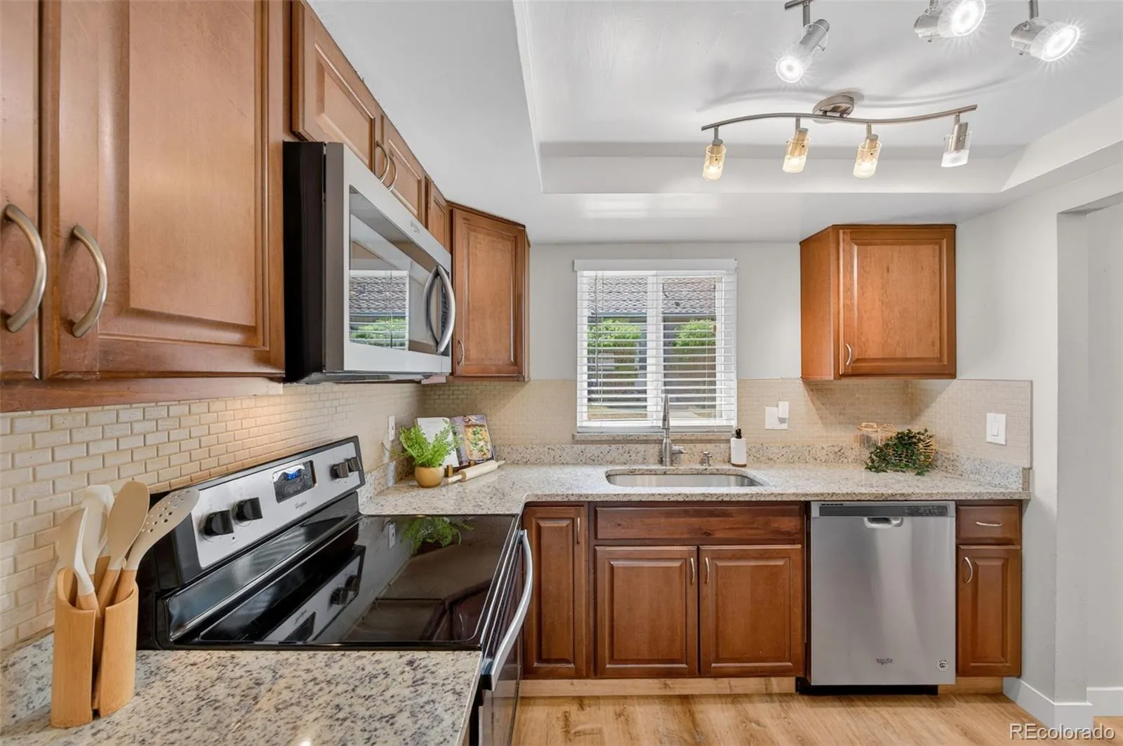 2419 S Worchester Court #A Aurora CO 80014 MLS #REC6245472 04162026174202 1600 11