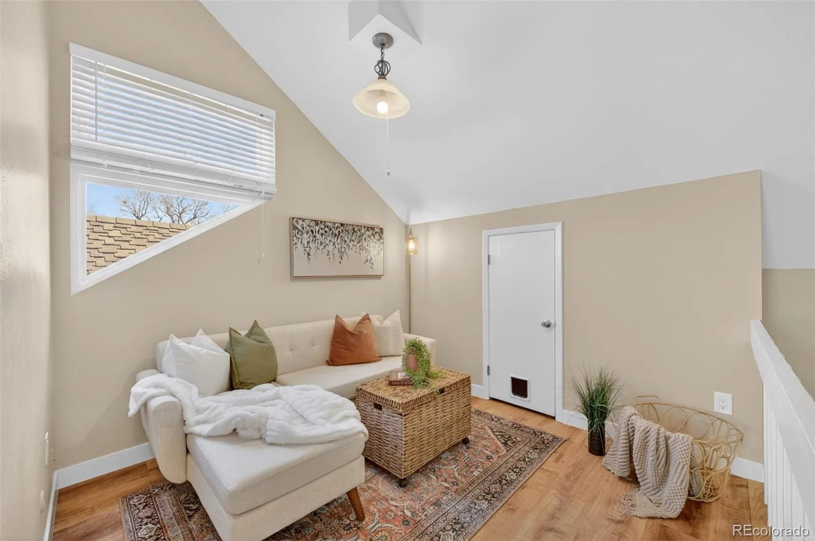 2419 S Worchester Court #A Aurora CO 80014 MLS #REC6245472 04162026174202 1600 15