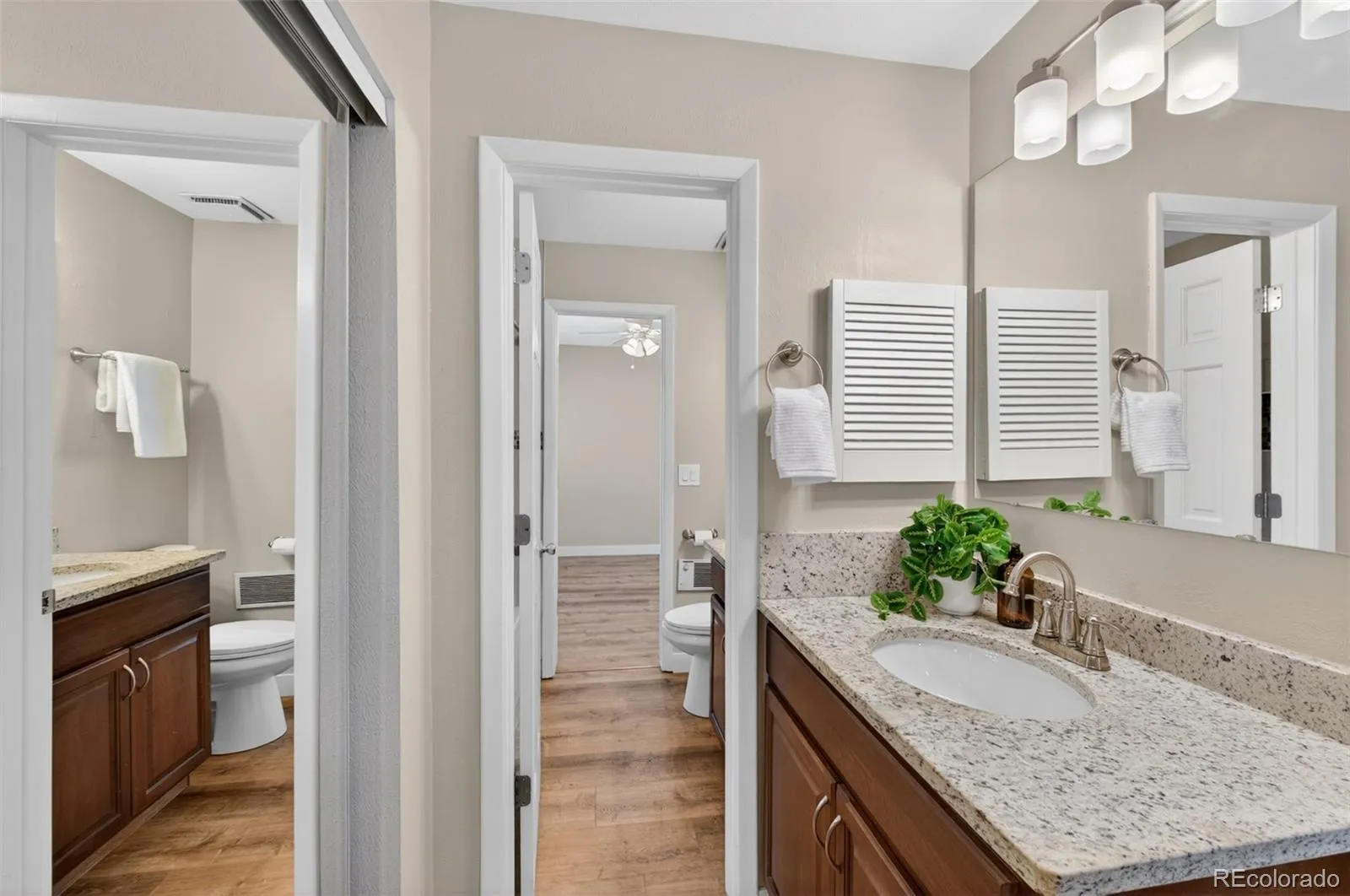 2419 S Worchester Court #A Aurora CO 80014 MLS #REC6245472 04162026174202 1600 18