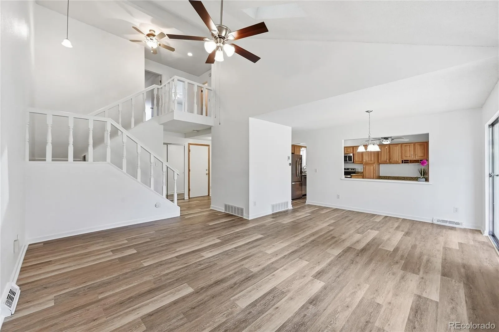 2770 S Heather Gardens Way Aurora CO 80014 | MLS #REC6245491 07302026170108 1600 10