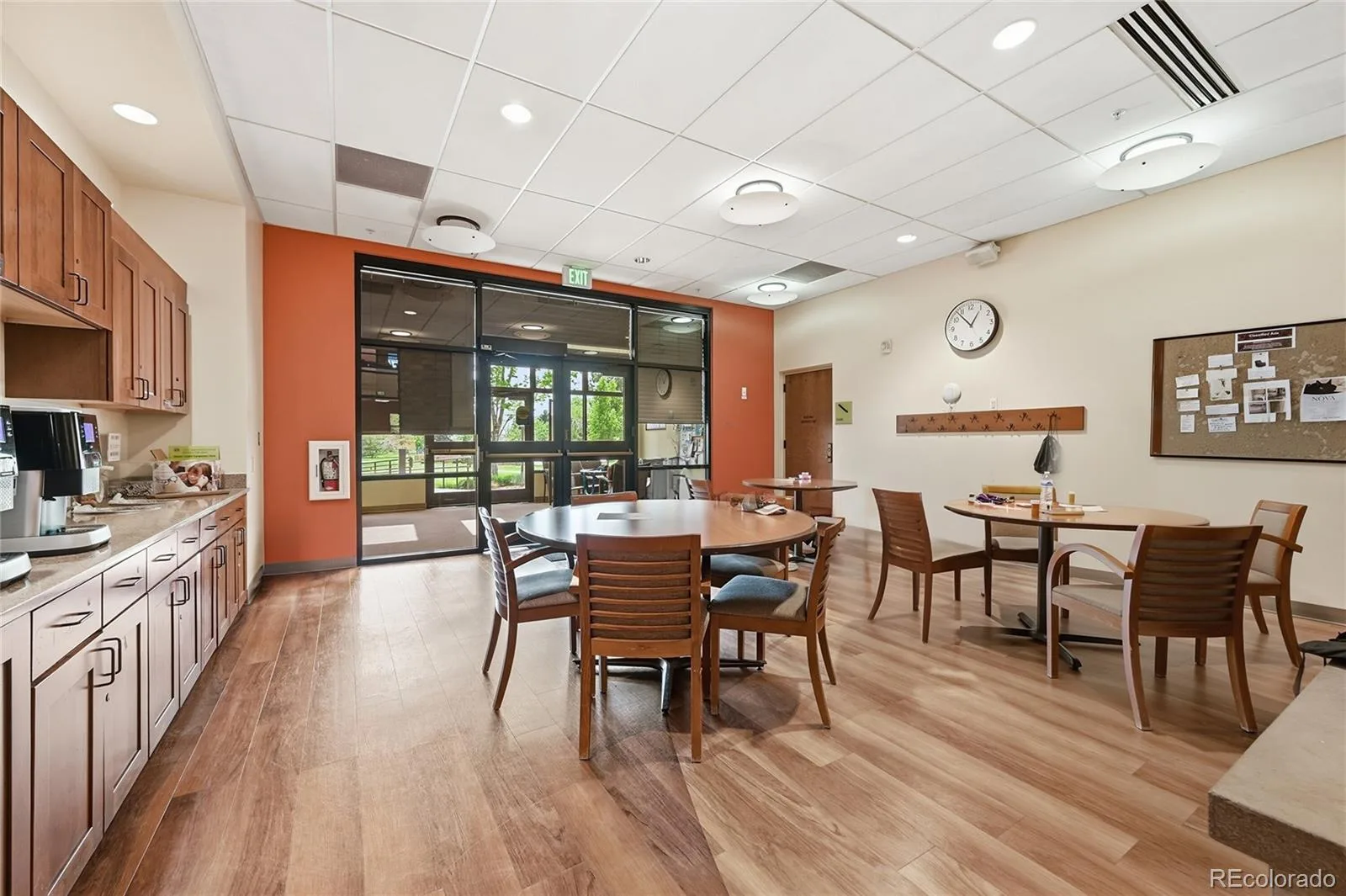 2770 S Heather Gardens Way Aurora CO 80014 | MLS #REC6245491 07302026170108 1600 37