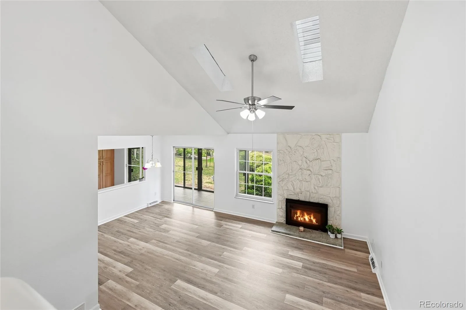2770 S Heather Gardens Way Aurora CO 80014 | MLS #REC6245491 07302026170108 1600 9