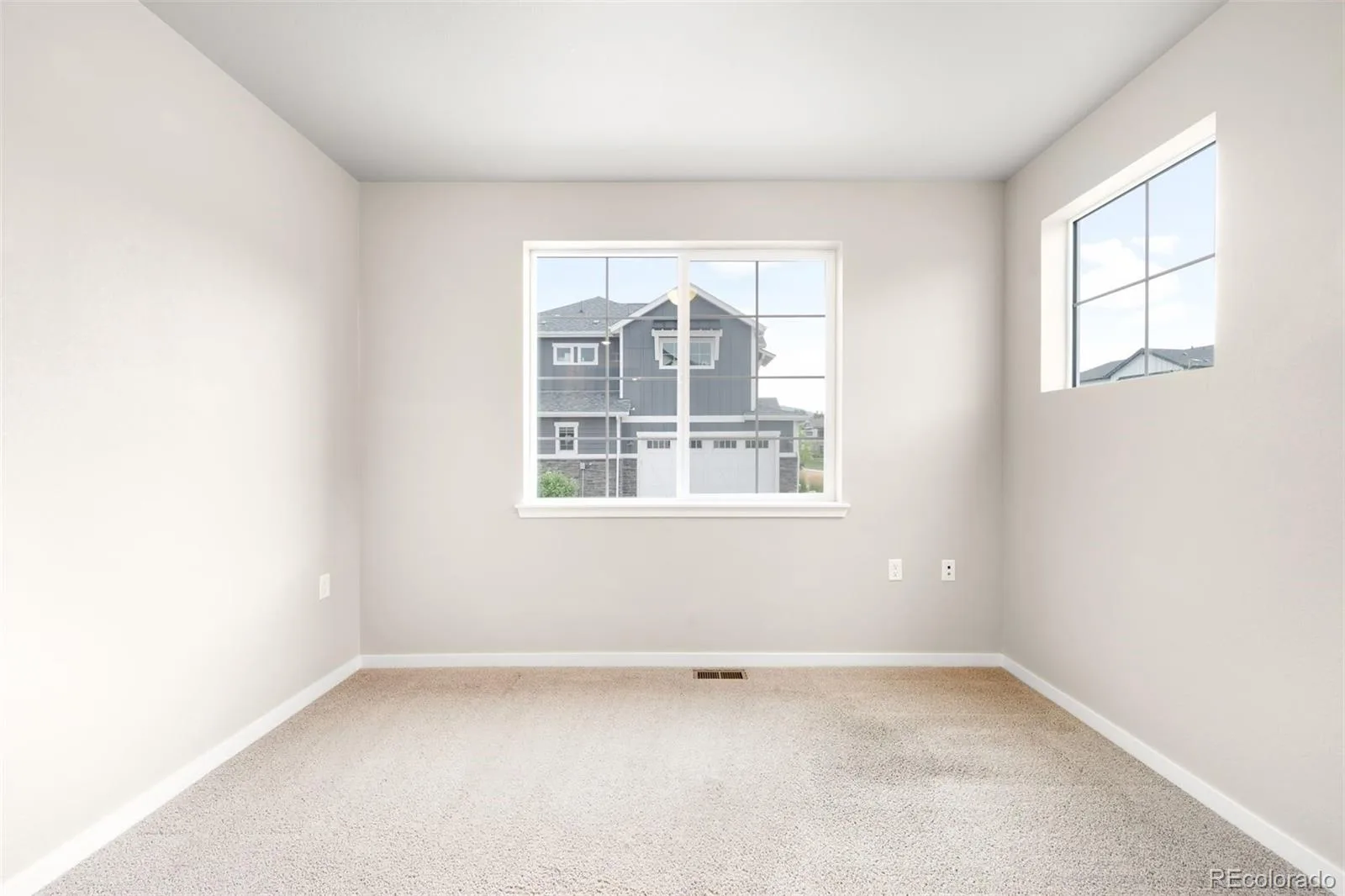 6671 S Lee Street Littleton CO 80127 | MLS #REC6246456 08252026174816 1600 24