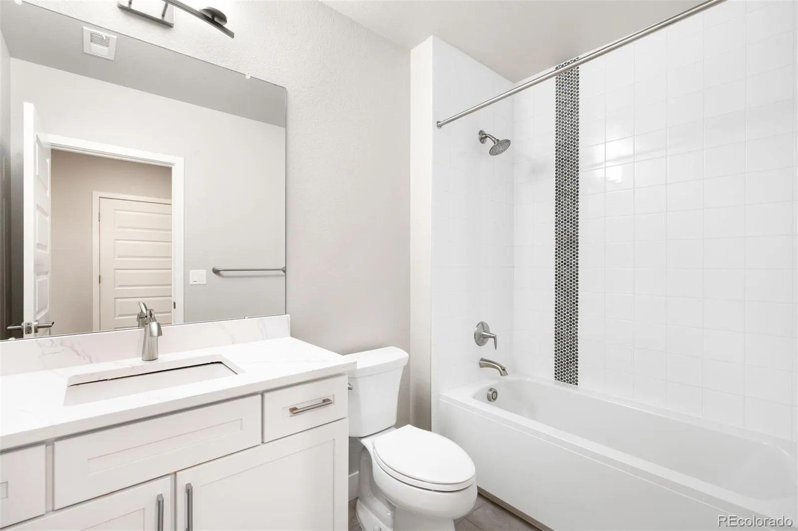 6671 S Lee Street Littleton CO 80127 | MLS #REC6246456 08252026174816 1600 27