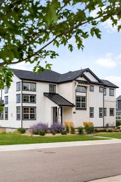 6671 S Lee Street Littleton CO 80127 | MLS #REC6246456 08252026174816 800 39
