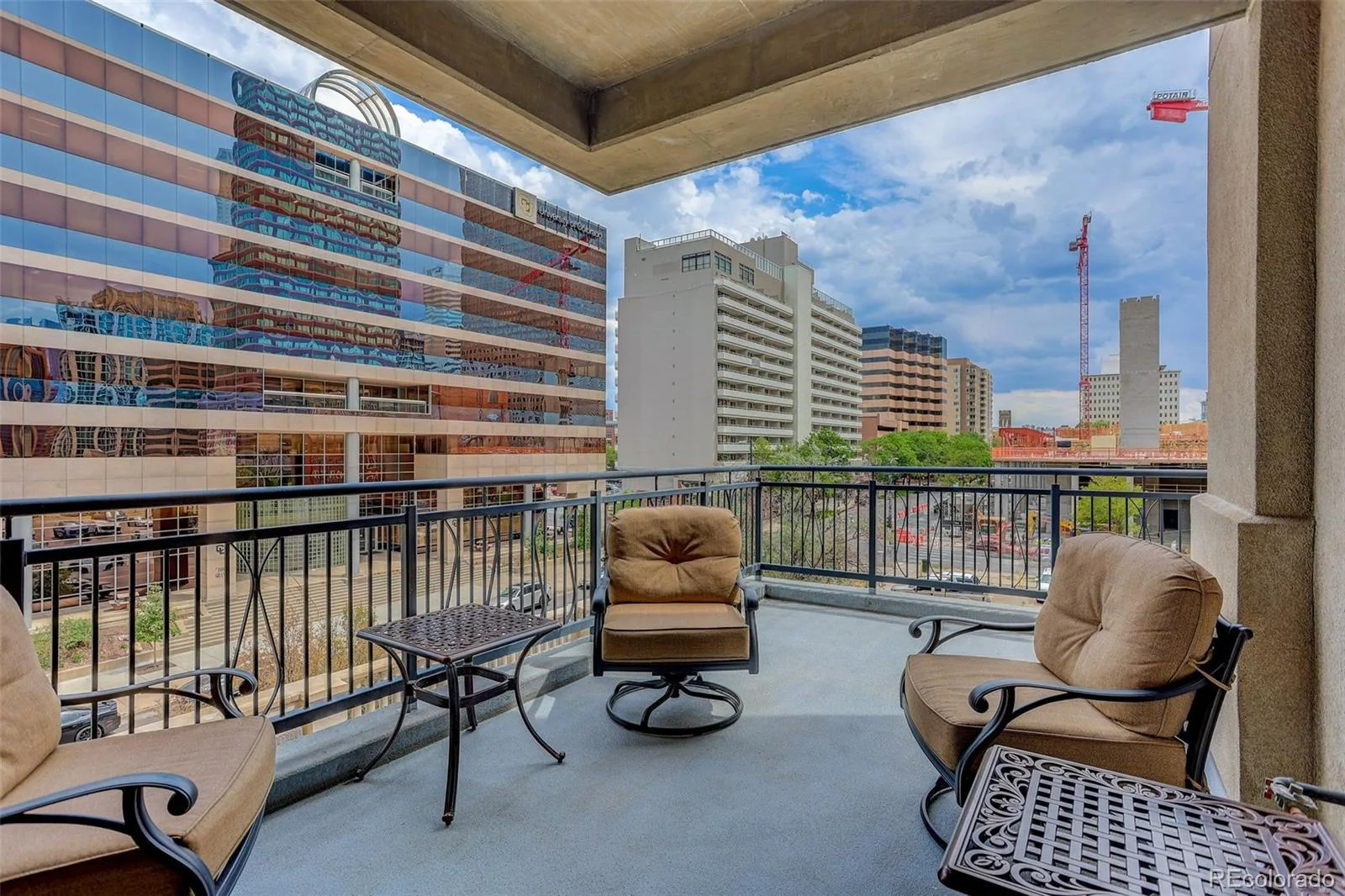 1827 N Grant Street #403 Denver CO 80203 MLS #REC6247421 07232026202433 1600 18