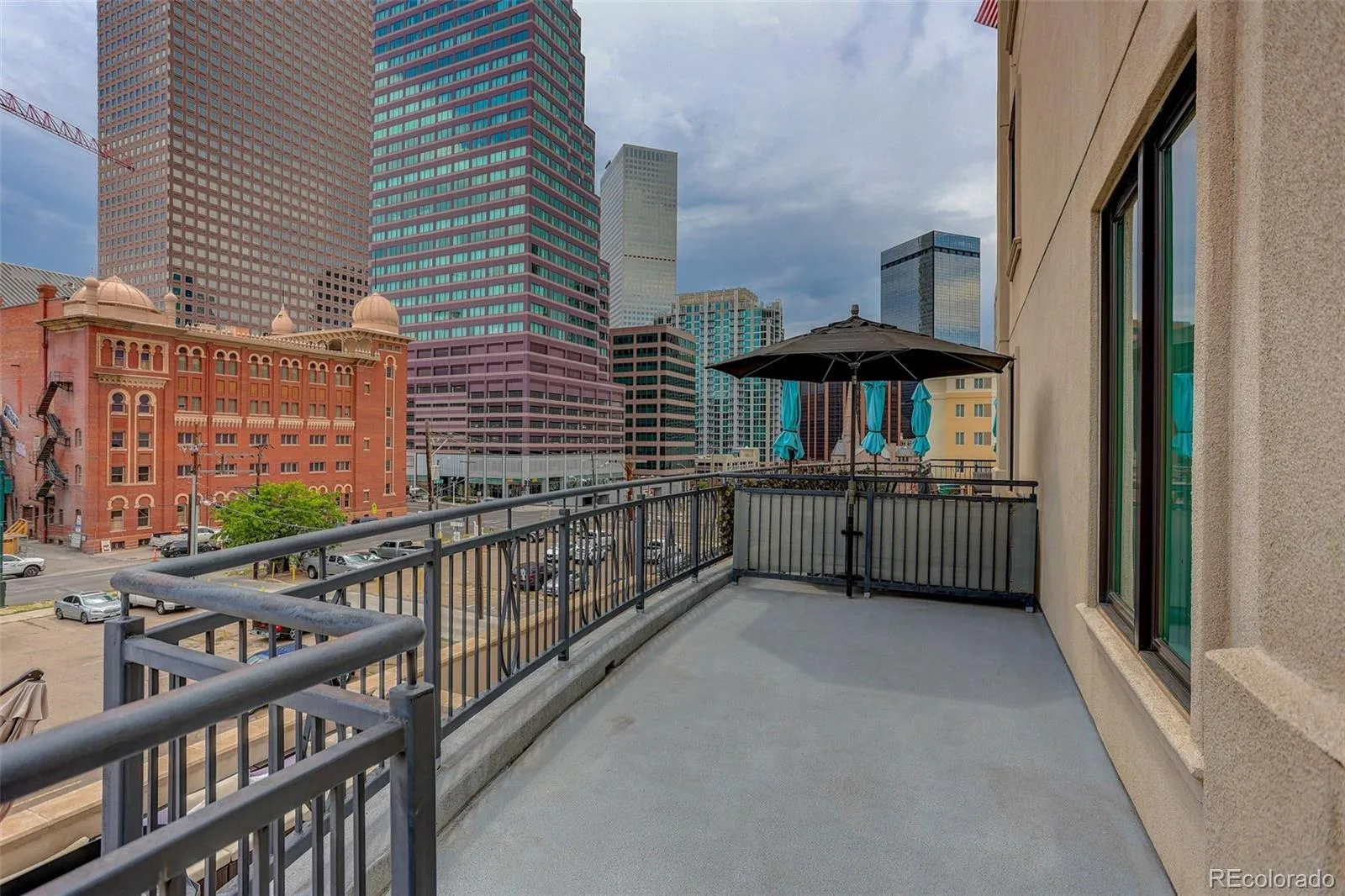1827 N Grant Street #403 Denver CO 80203 MLS #REC6247421 07232026202433 1600 28