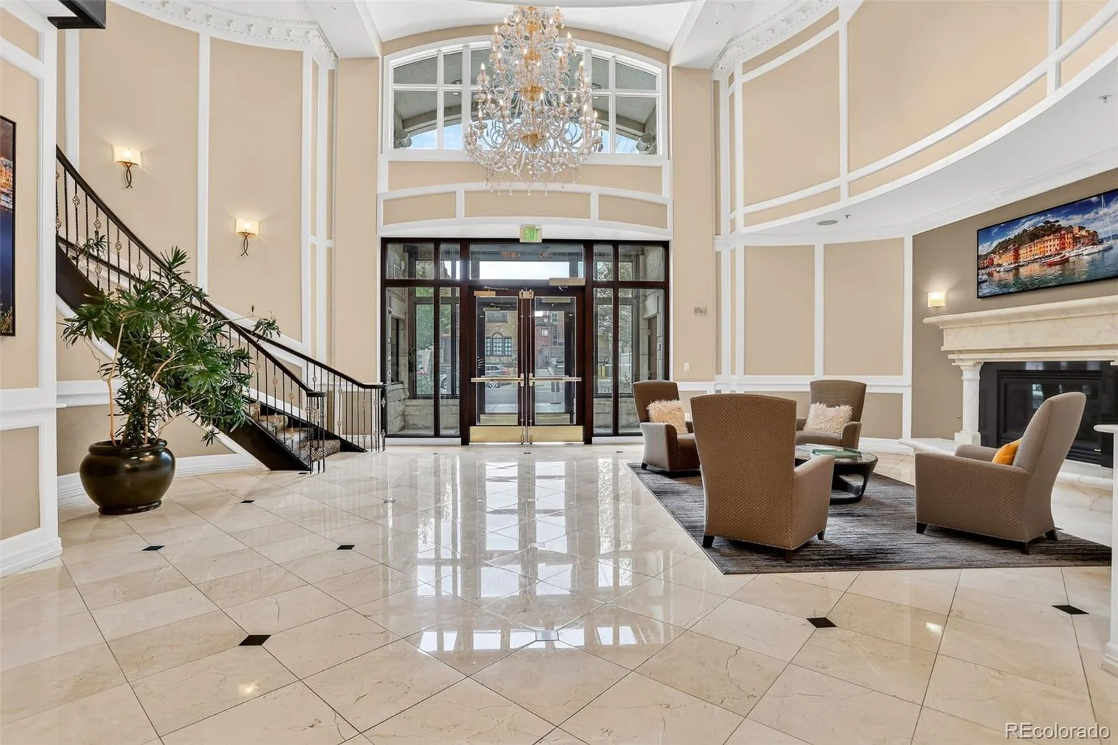 1827 N Grant Street #403 Denver CO 80203 MLS #REC6247421 07232026202433 1600 33
