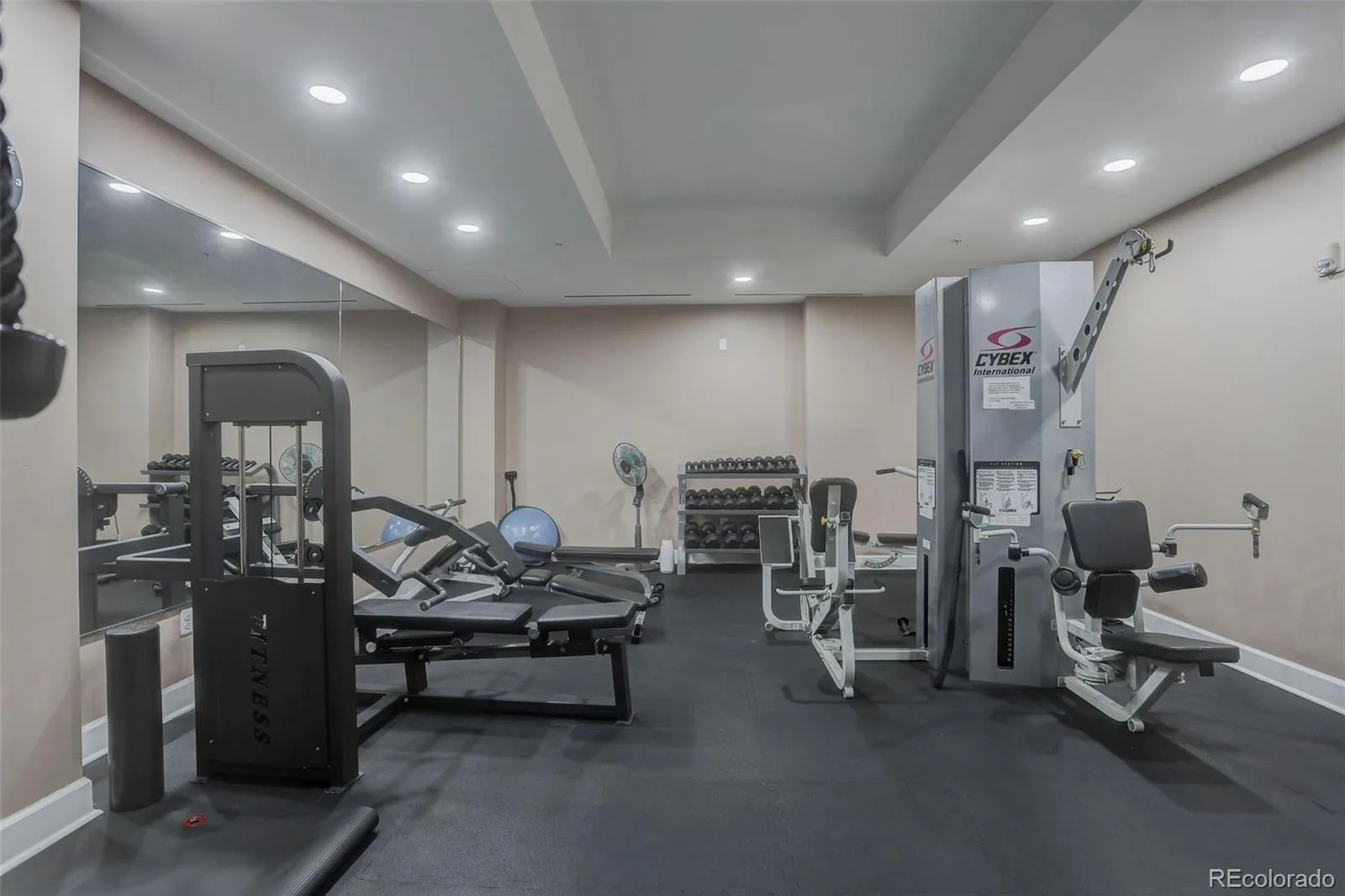 1827 N Grant Street #403 Denver CO 80203 MLS #REC6247421 07232026202433 1600 38