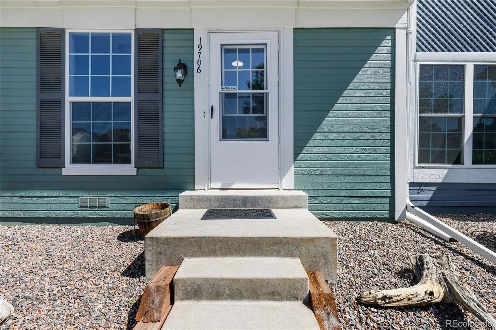 19706 Applewood Court Parker CO 80138 | MLS #REC6249684 08082026005814 1600 1
