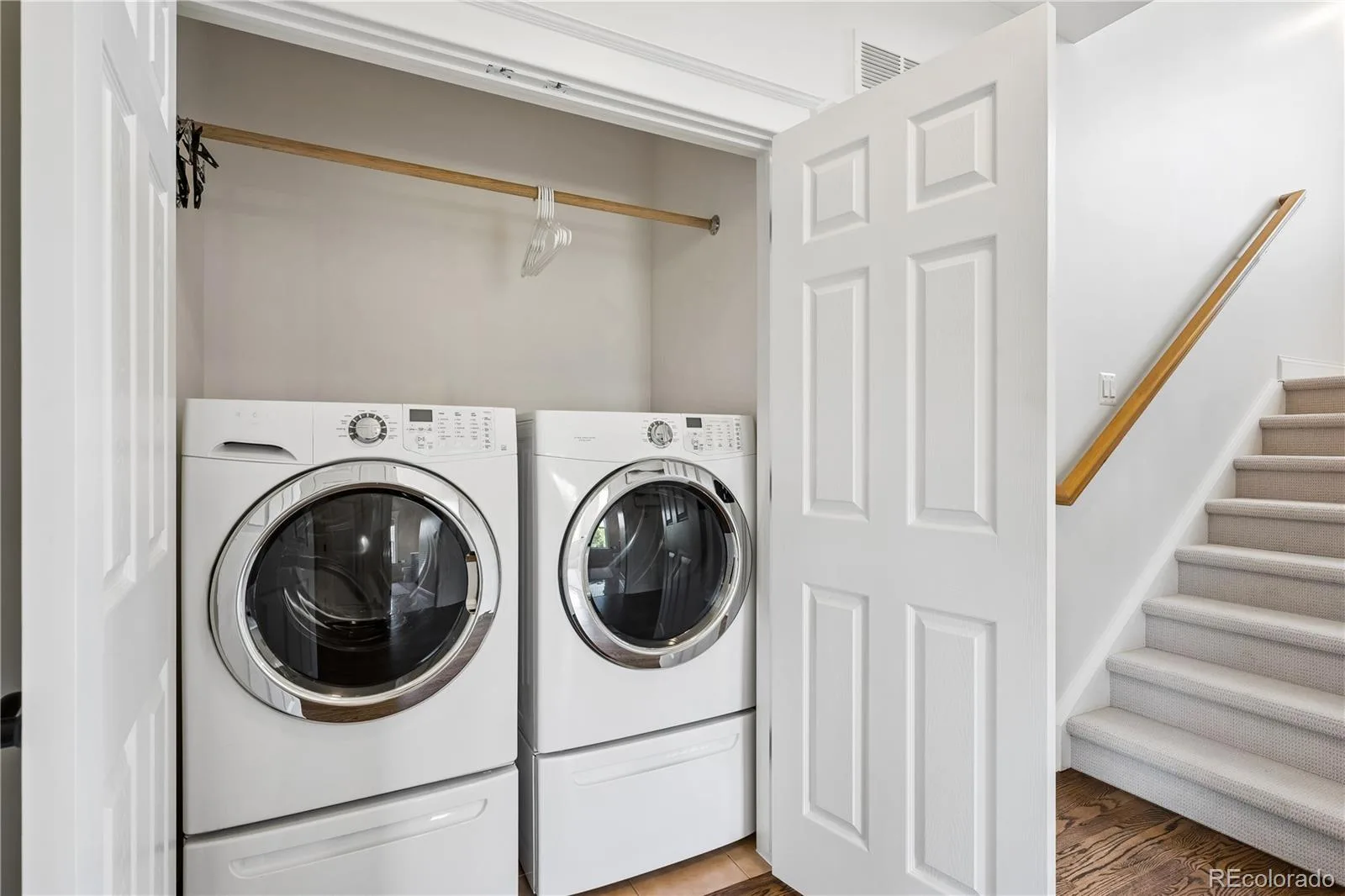9052 E 35th Avenue Denver CO 80238 | MLS #REC6251102 08192026225919 1600 32