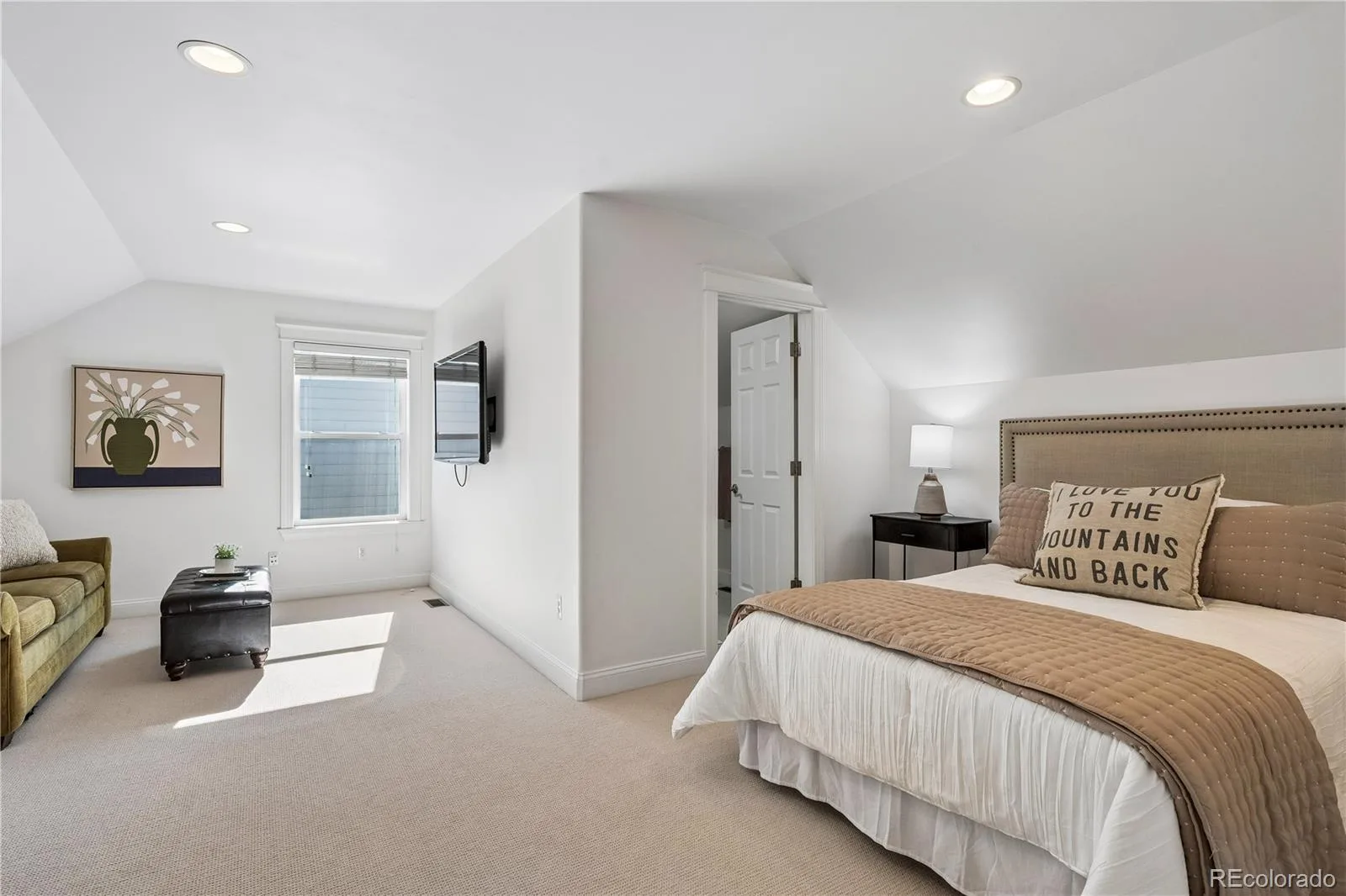 9052 E 35th Avenue Denver CO 80238 | MLS #REC6251102 08192026225919 1600 33