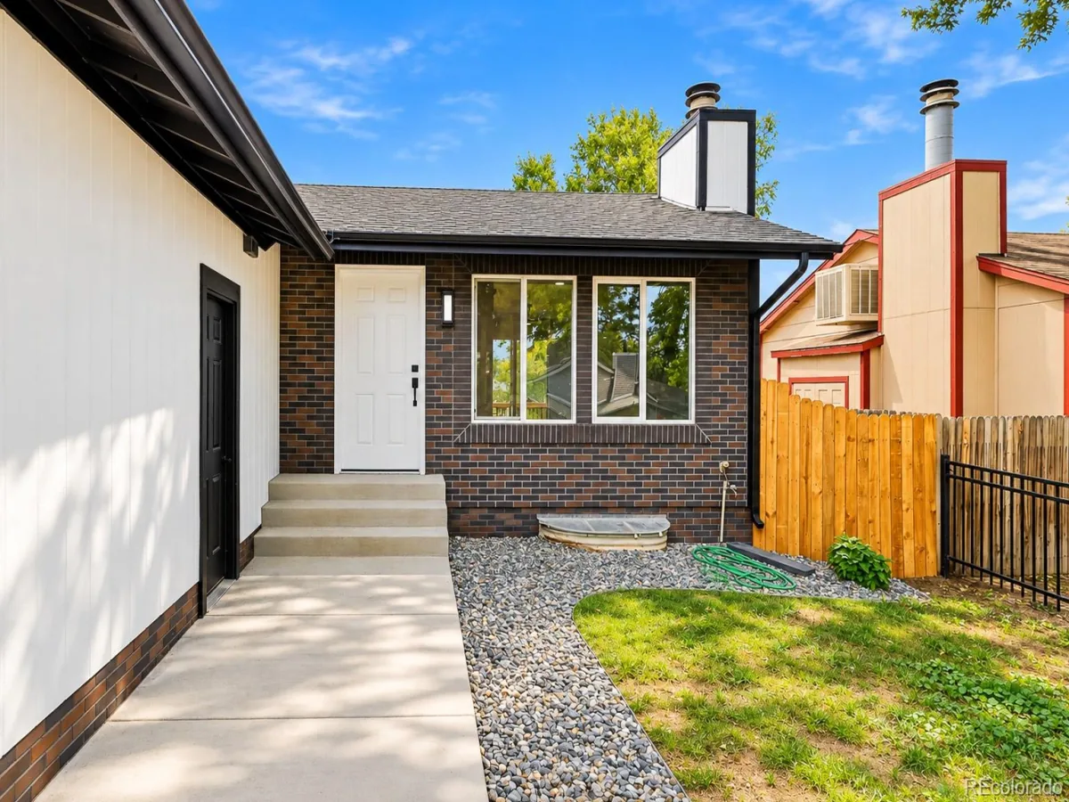 3803 S Ouray Way Aurora CO 80013 | MLS #REC6251228 10062026034944 1200 1