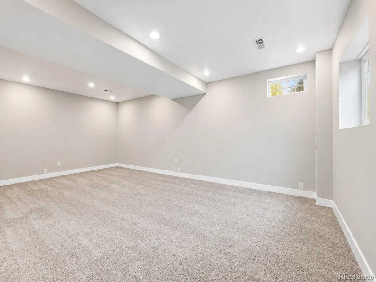 3803 S Ouray Way Aurora CO 80013 | MLS #REC6251228 10062026034944 1200 15