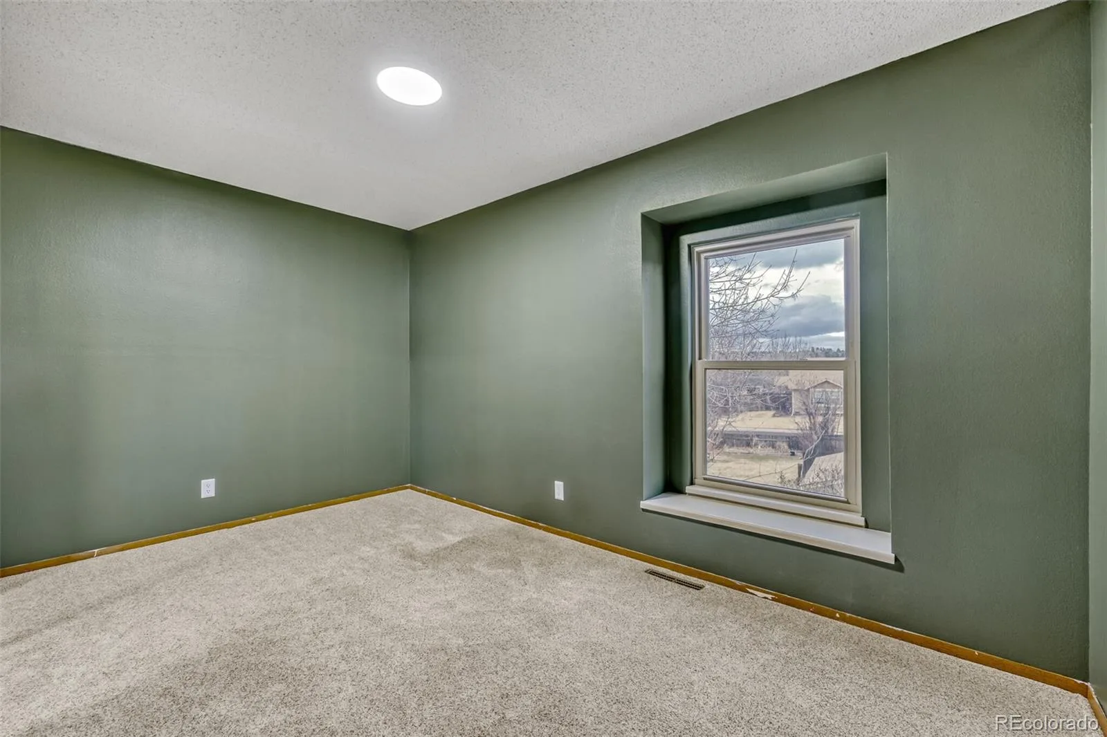 3354 S Kendall Street Denver CO 80227 MLS #REC6254380 07102026022224 1600 11