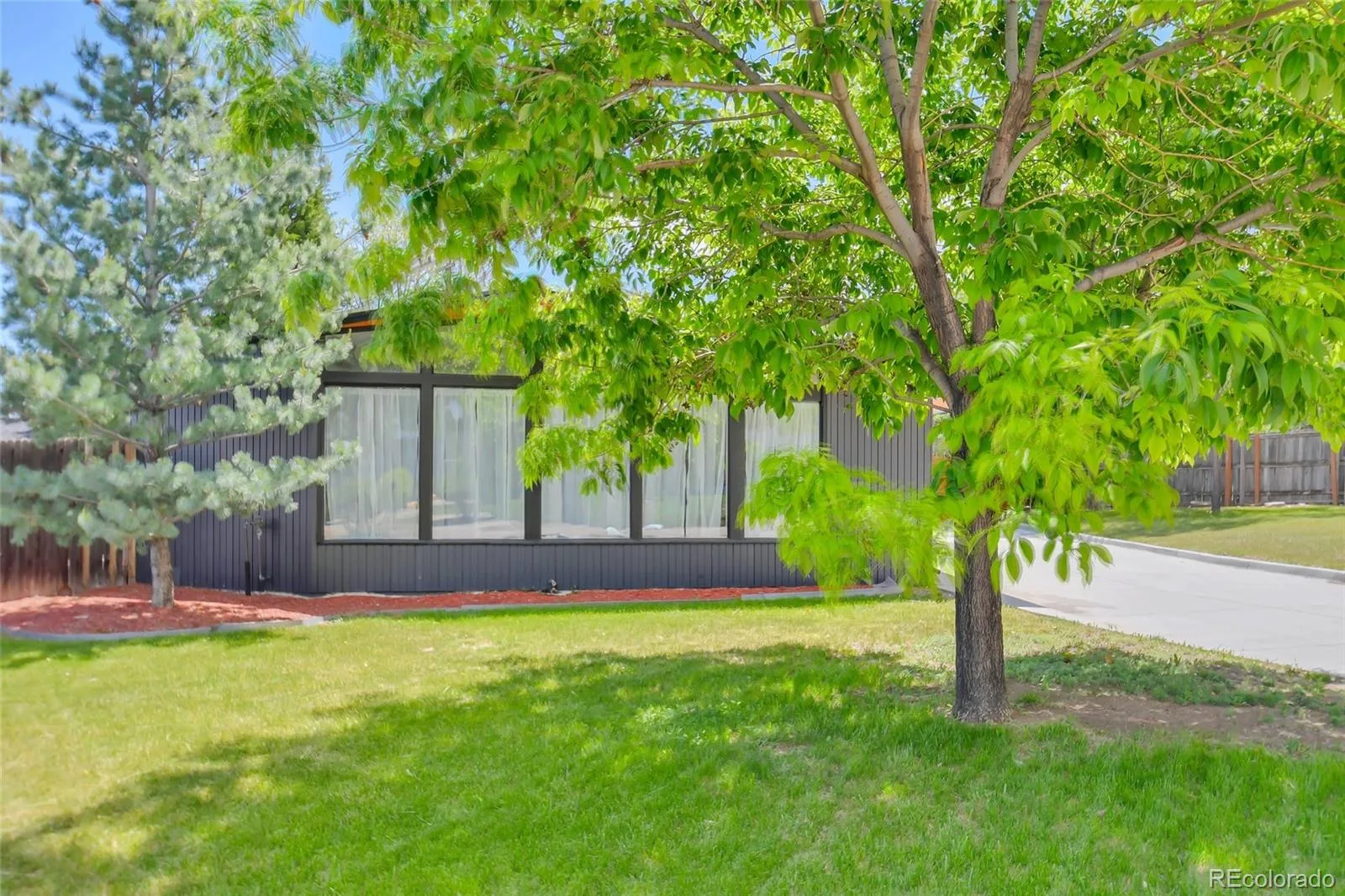 450 Yukon Street Lakewood CO 80226 MLS #REC6254829 06012026150246 1600 33