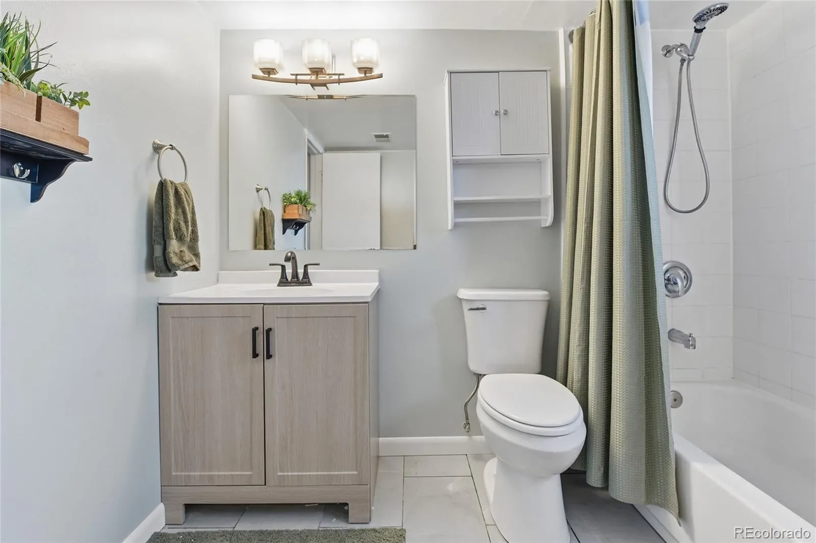 03242026191204 1600 25