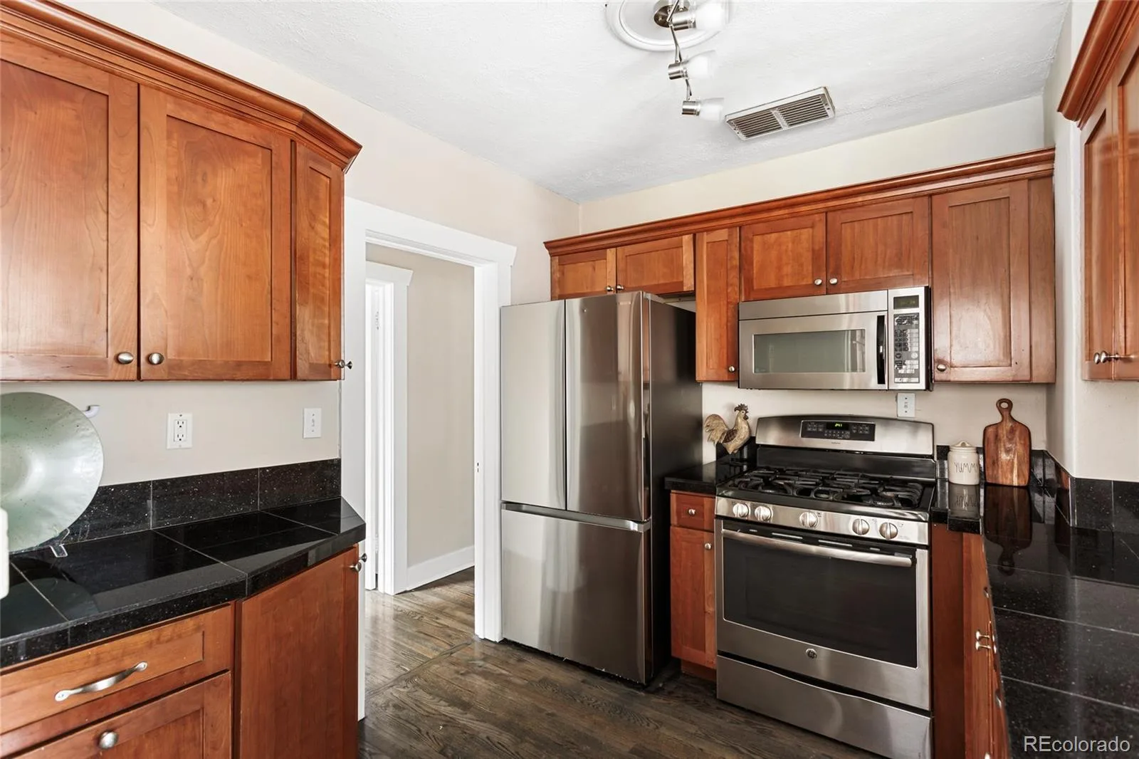 1717 S Humboldt Street Denver CO 80210 | MLS #REC6257176 09282026160440 1600 13