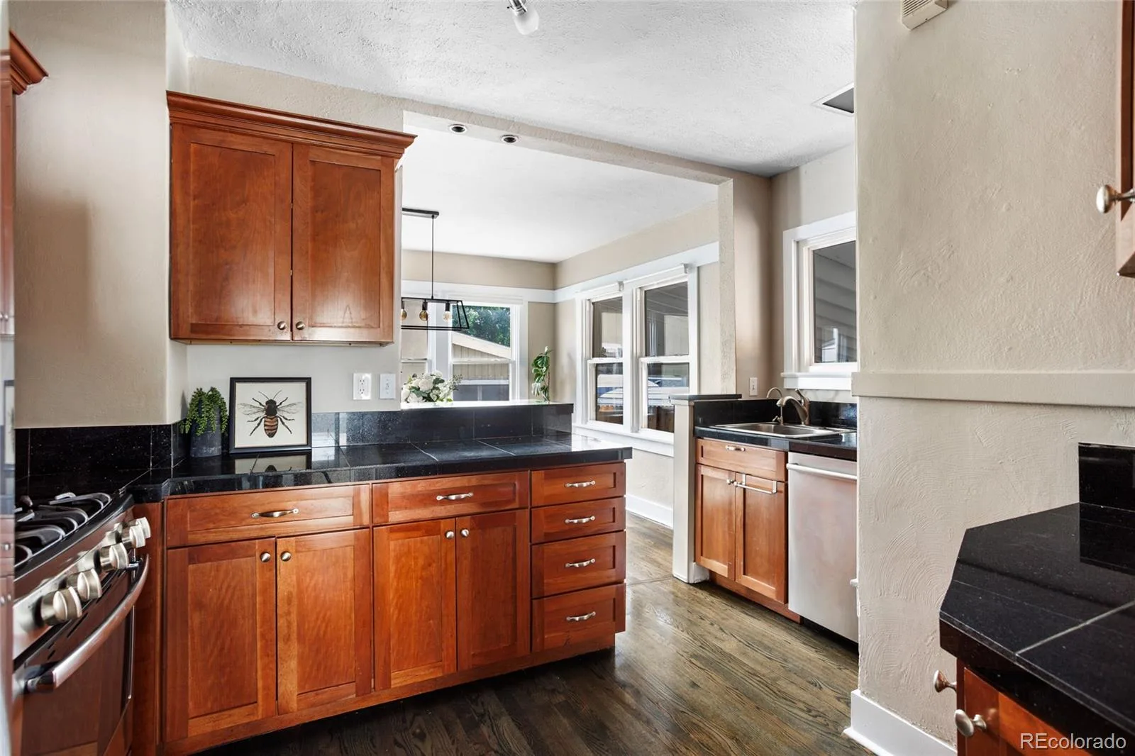 1717 S Humboldt Street Denver CO 80210 | MLS #REC6257176 09282026160440 1600 15