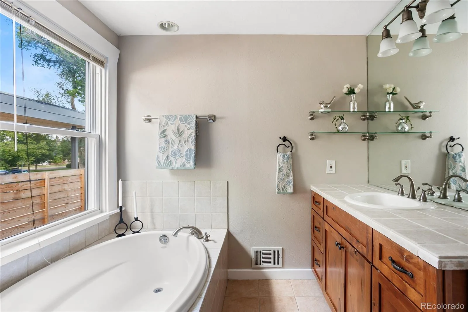 1717 S Humboldt Street Denver CO 80210 | MLS #REC6257176 09282026160440 1600 20