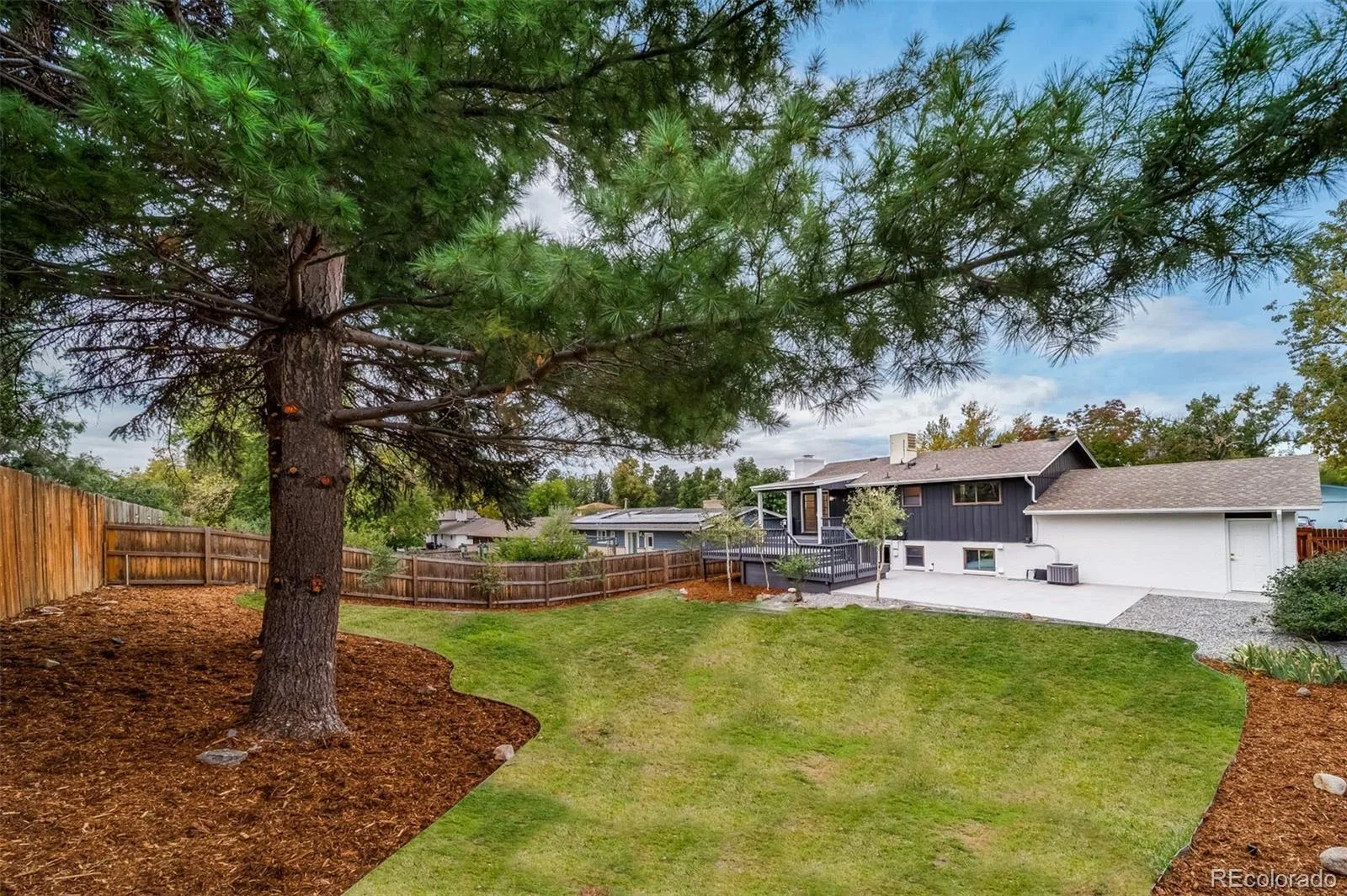 4772 S Xenia Street Denver CO 80237 | MLS #REC6257861 10072026000220 1600 26