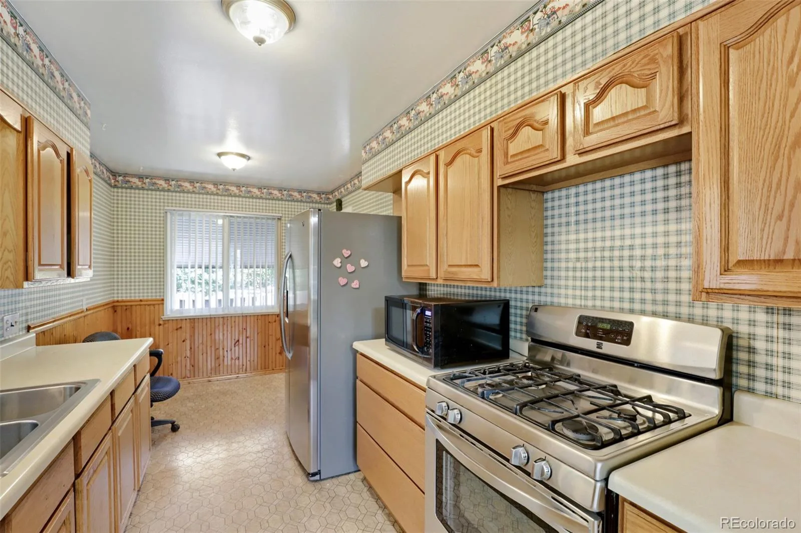 1051 Macon Street Aurora CO 80010 | MLS #REC6258627 09222026120432 1600 11
