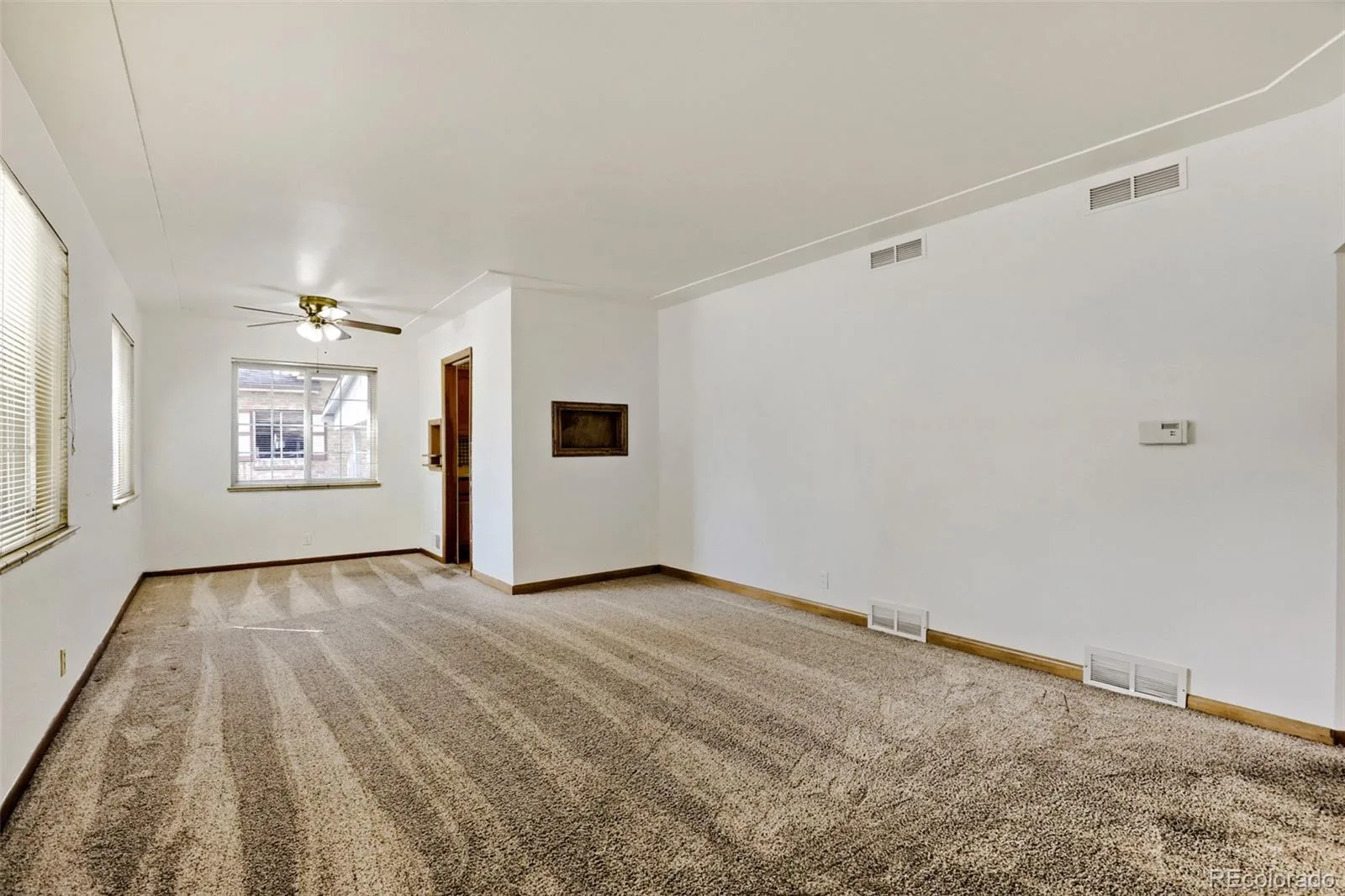 1051 Macon Street Aurora CO 80010 | MLS #REC6258627 09222026120432 1600 5