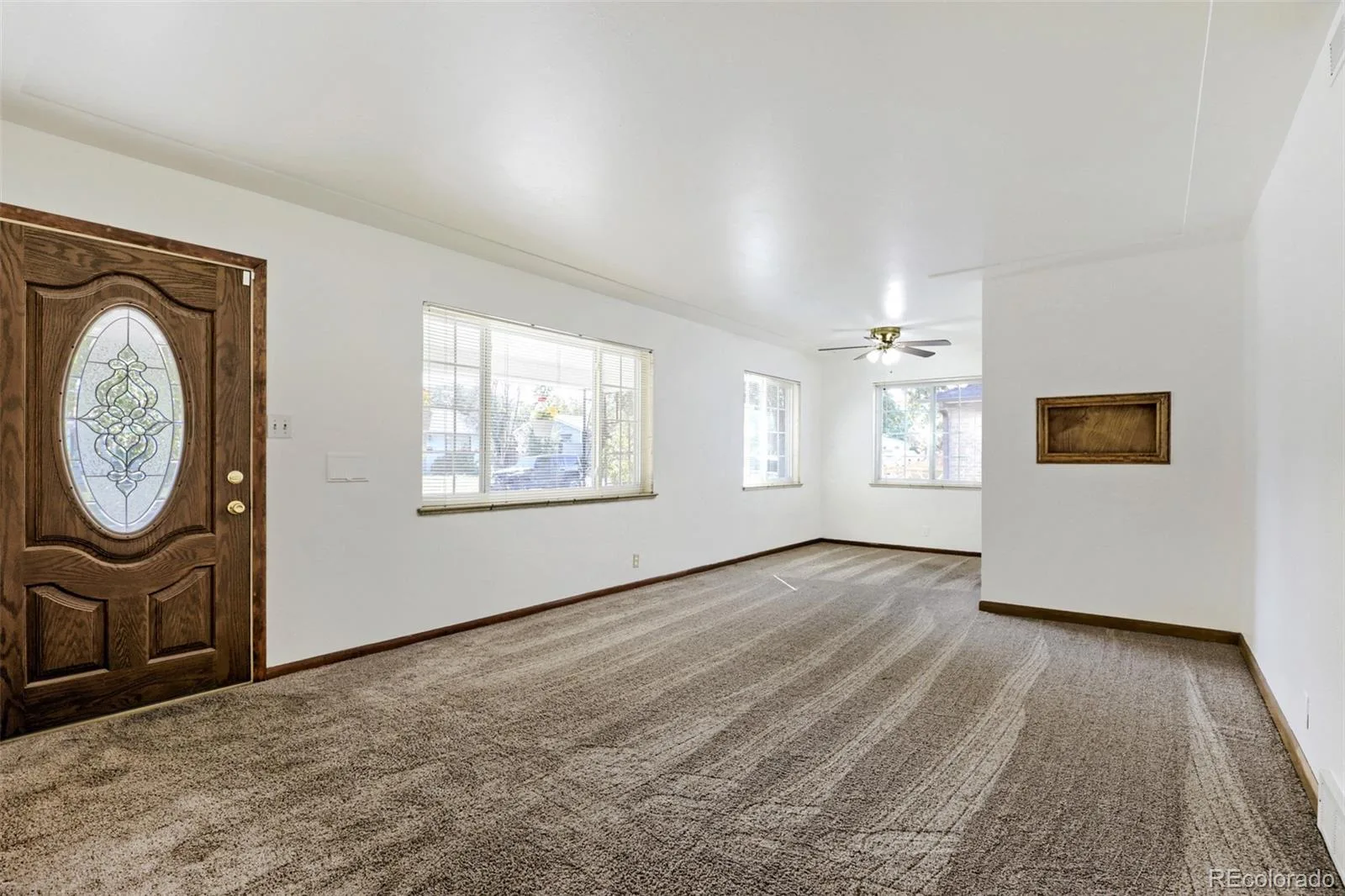 1051 Macon Street Aurora CO 80010 | MLS #REC6258627 09222026120432 1600 6