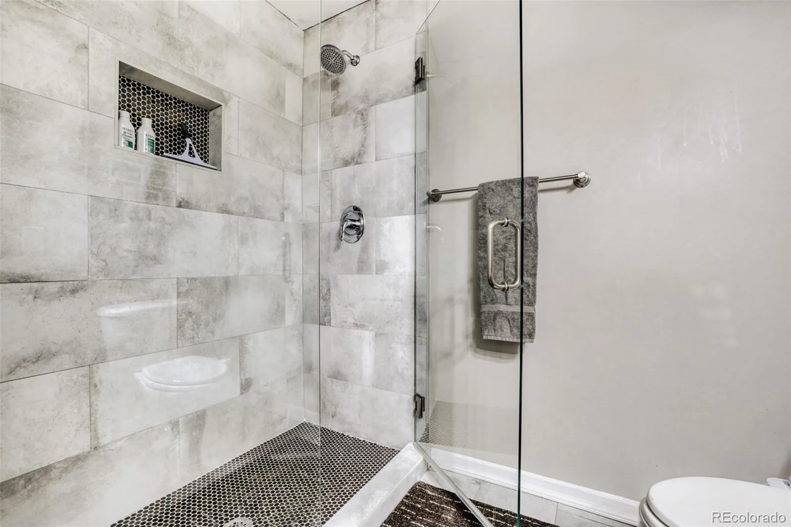 04232026230659 1600 13