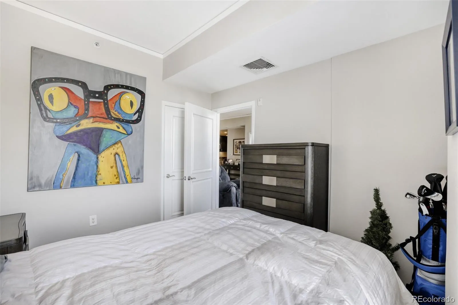 04232026230659 1600 14