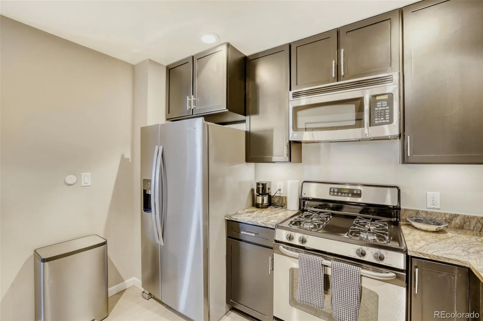 04232026230659 1600 7