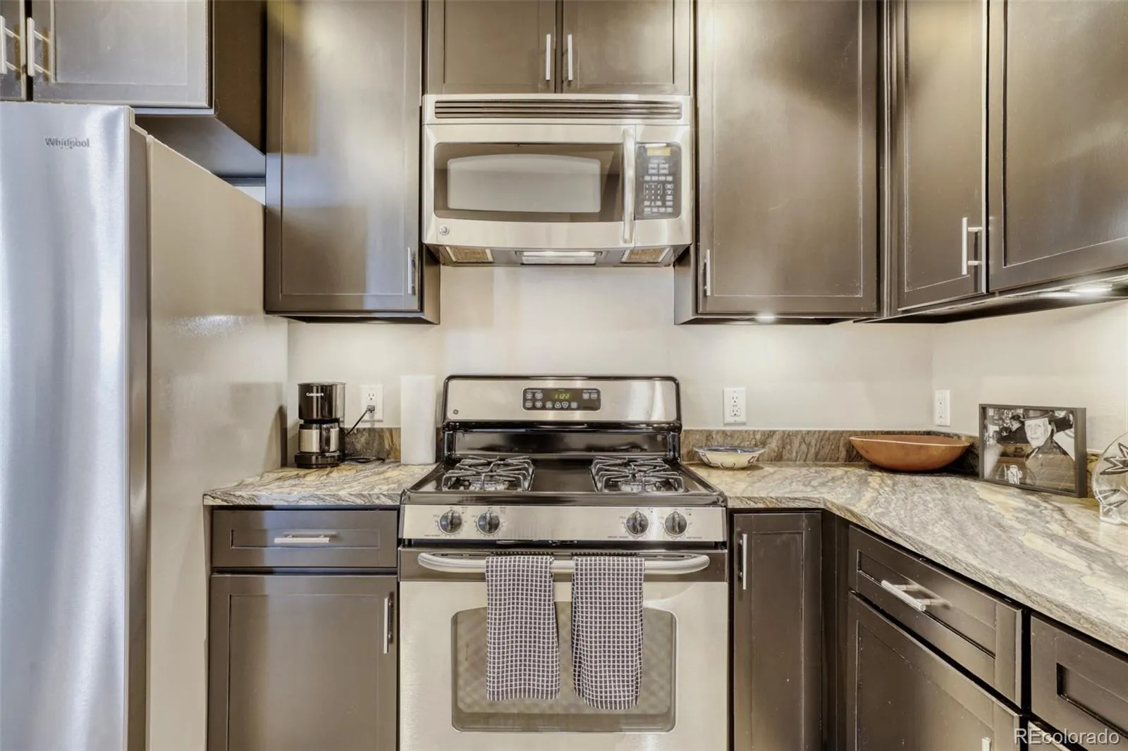 04232026230659 1600 8