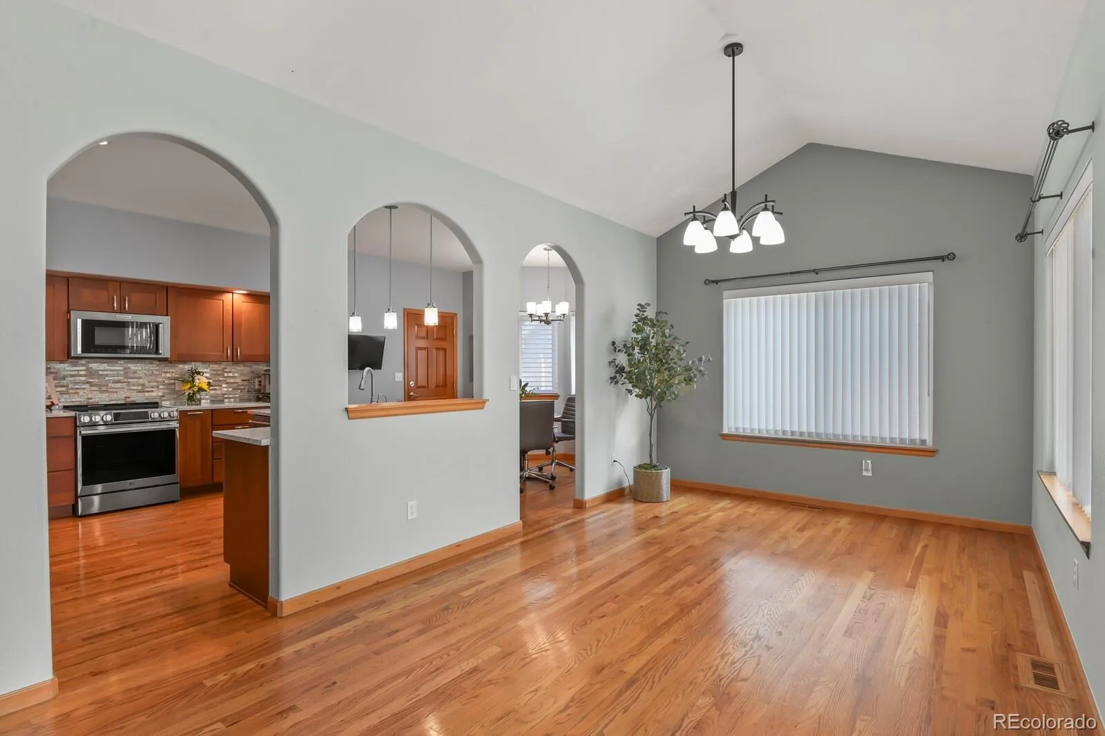 10716 Zuni Drive Denver CO 80234 MLS #REC6260008 07072026172401 1600 13