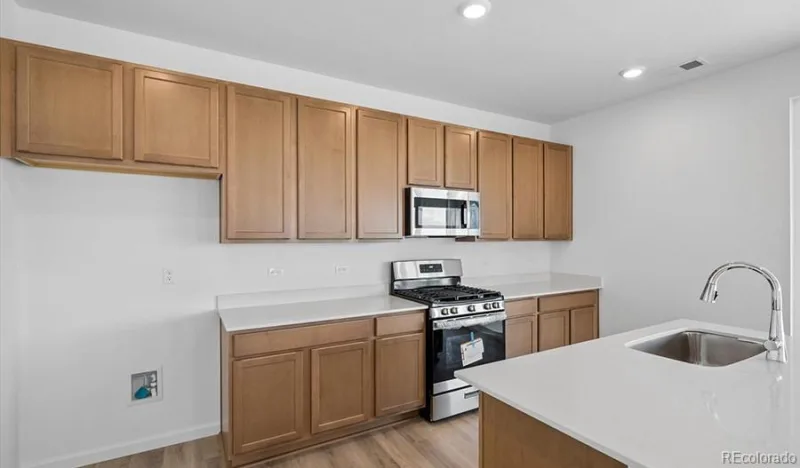 4180 Runyon Lake Street Brighton CO 80601 | MLS #REC6260568 08182026184456 800 11