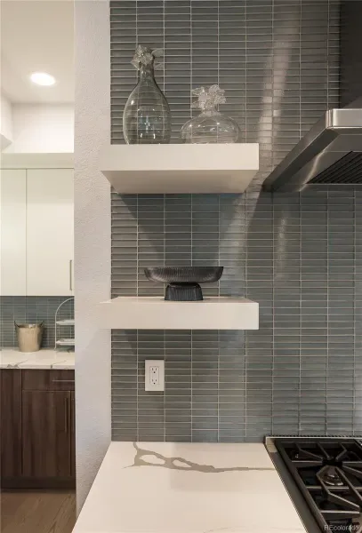 03302026222733 800 17