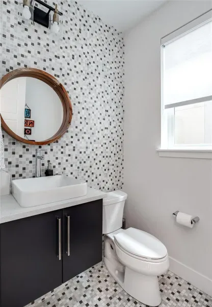 03302026222733 800 19