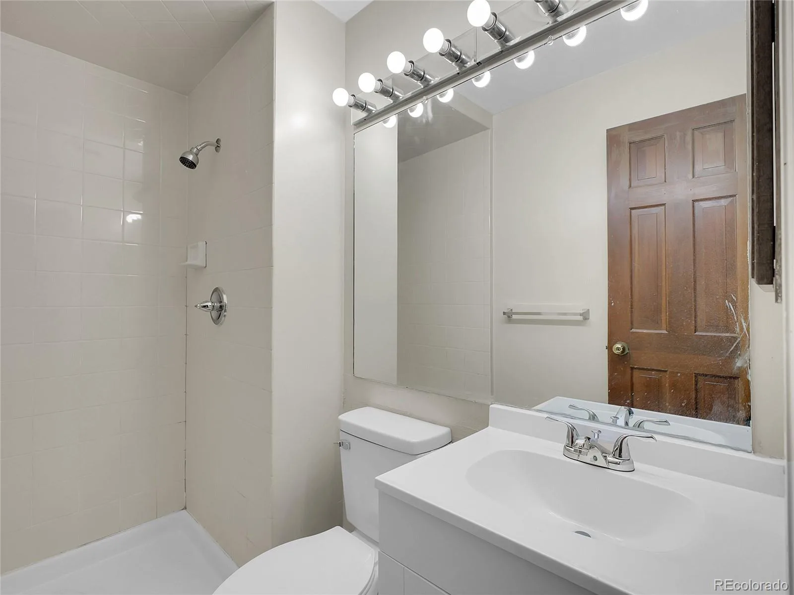 19166 E Oberlin Drive Aurora CO 80013 | MLS #REC6263916 06092026020406 1600 11