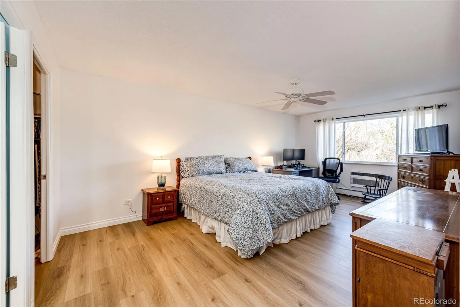 635 S Alton Way #10A Denver CO 80247 MLS #REC6265066 04162026234134 1600 14