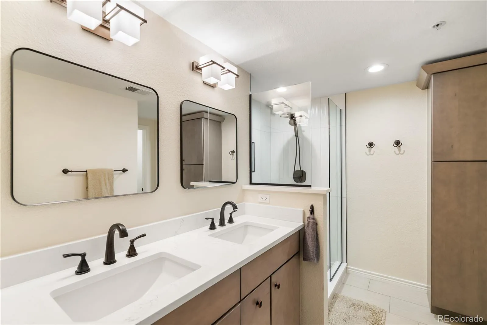 6 S Monroe Street Denver CO 80209 MLS #REC6266116 05032026203746 1600 16