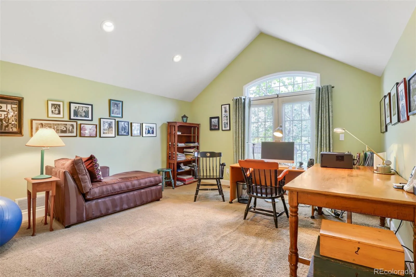 530 Syracuse Street Denver CO 80230 | MLS #REC6267343 08142026163457 1600 31