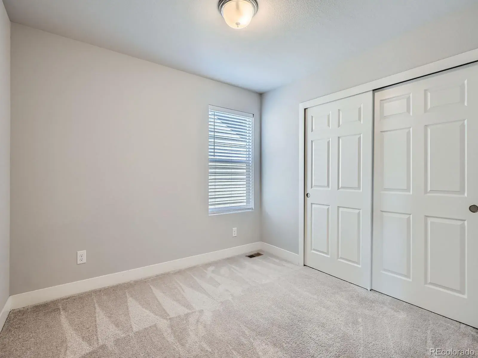 12252025003250 1600 17