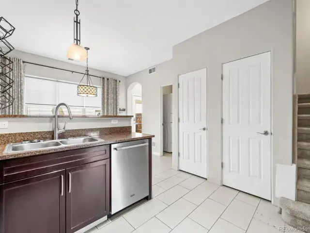 7323 Lowell Boulevard Westminster CO 80030 | MLS #REC6269231 04102025055112 640 10