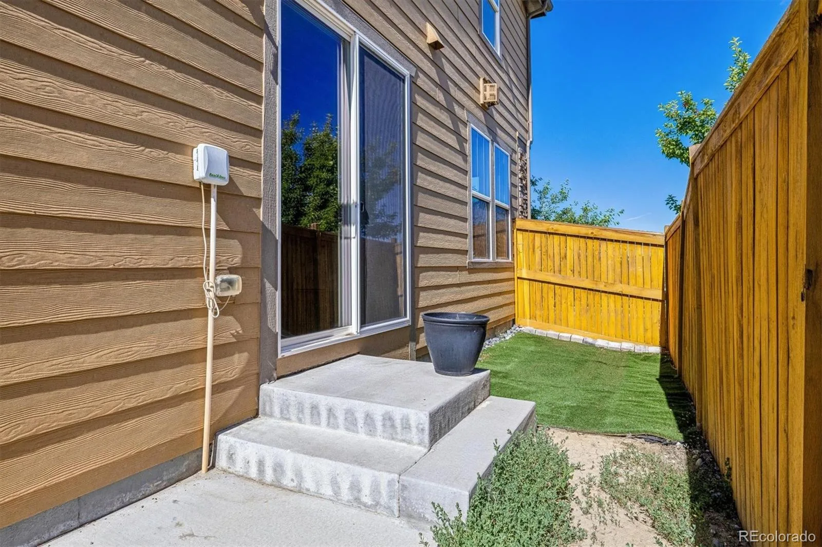7608 S Zante Court Aurora CO 80016 | MLS #REC6269430 06202026055001 1600 22