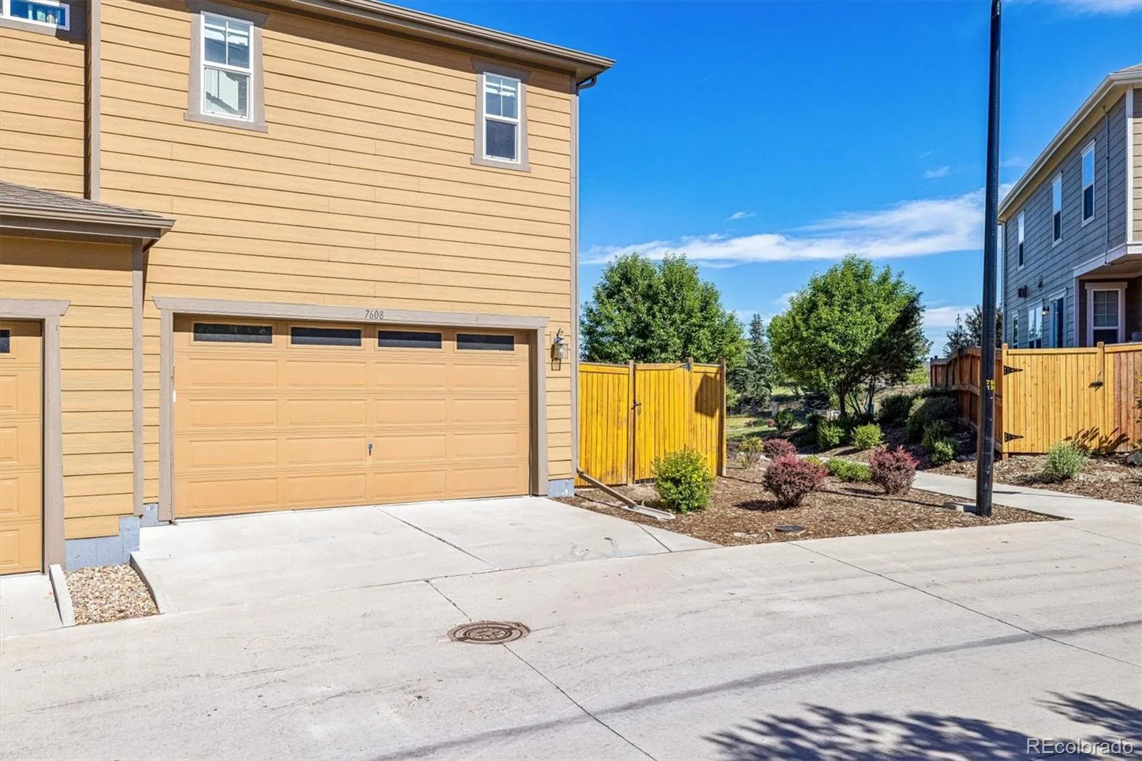 7608 S Zante Court Aurora CO 80016 | MLS #REC6269430 06202026055001 1600 23