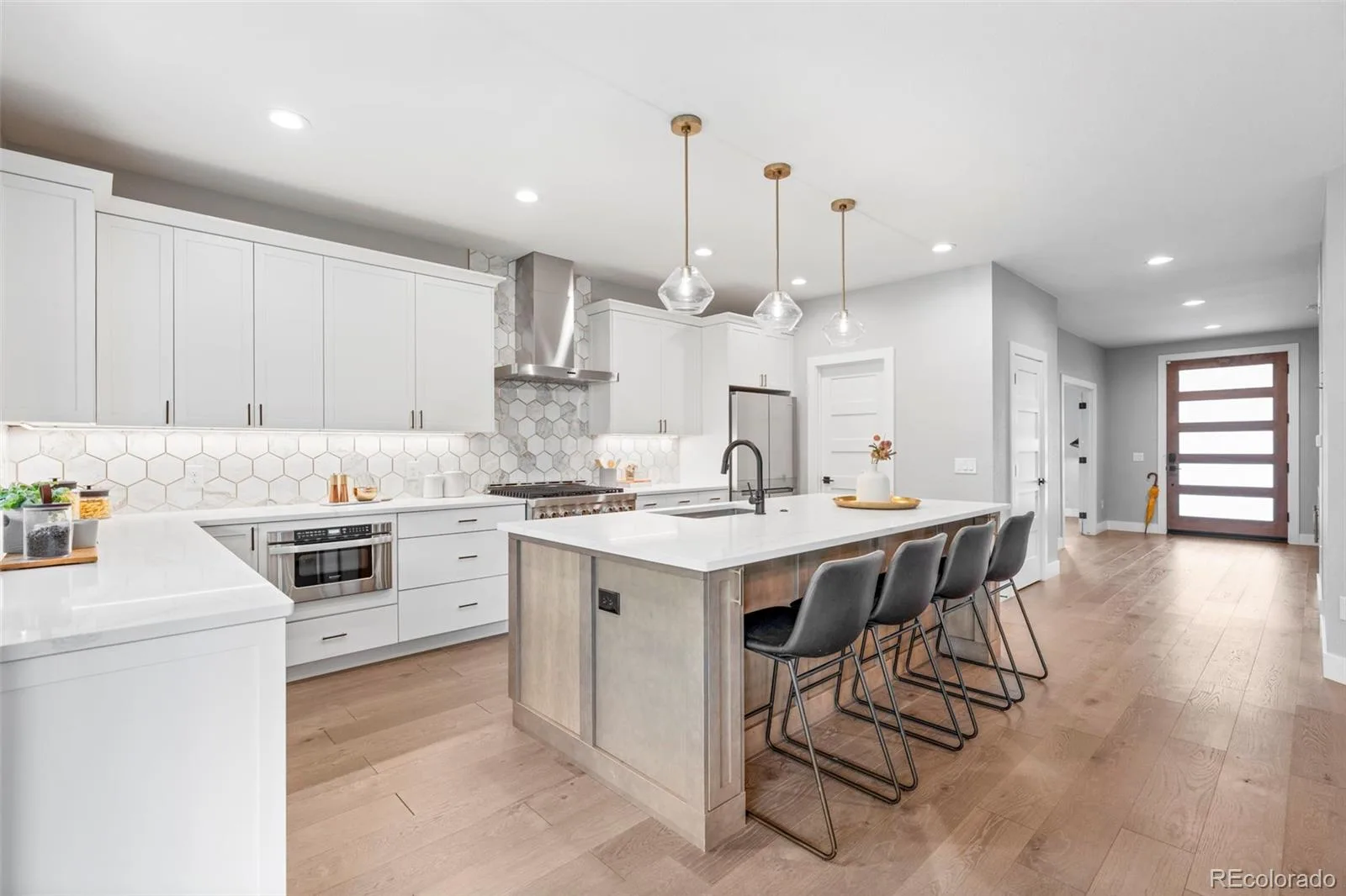 3341 S Fairfax Street Denver CO 80222 | MLS #REC6269436 10022026202959 1600 17