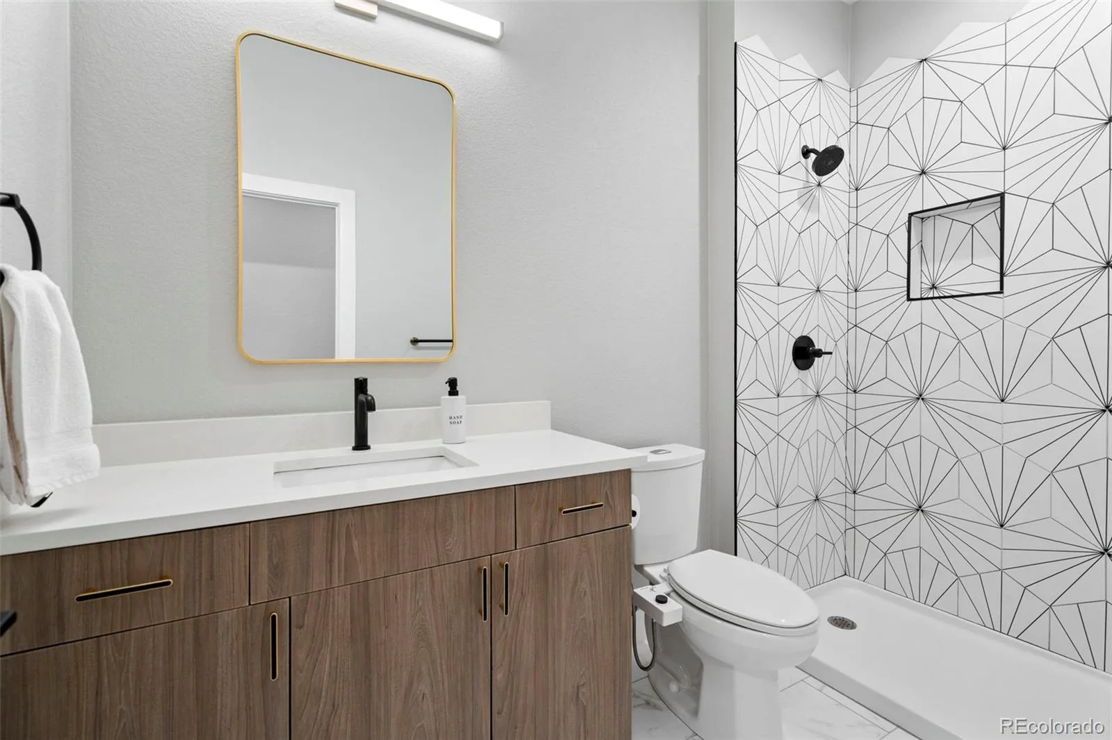 3341 S Fairfax Street Denver CO 80222 | MLS #REC6269436 10022026202959 1600 40