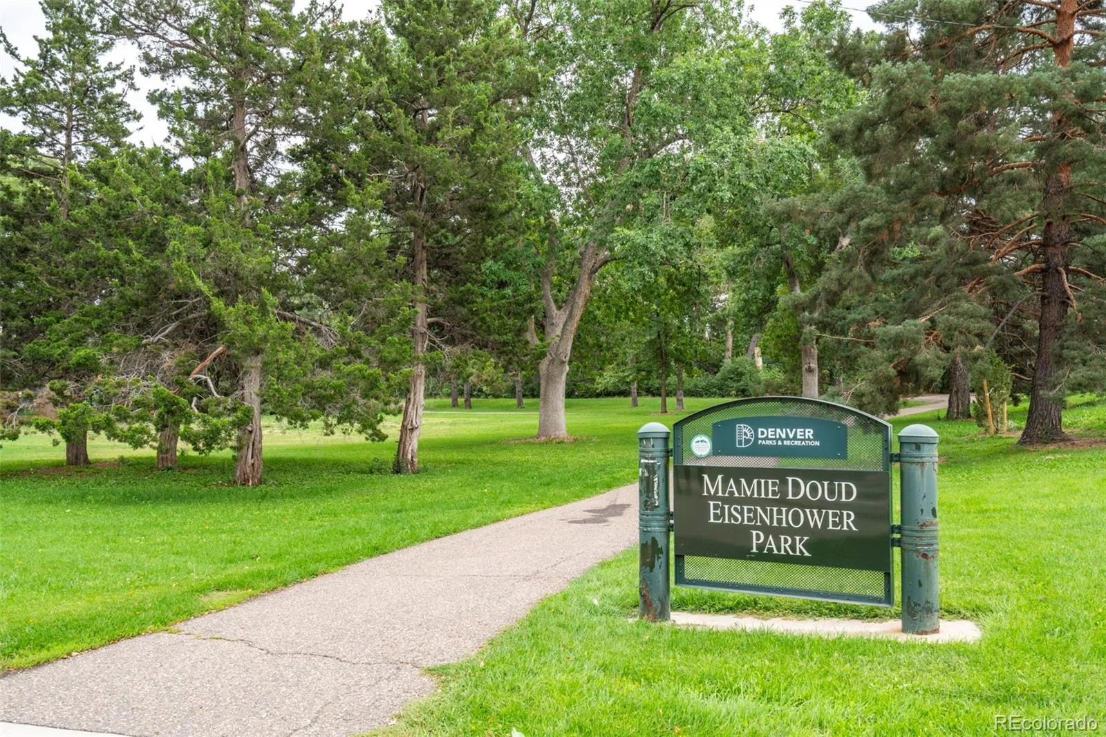 3341 S Fairfax Street Denver CO 80222 | MLS #REC6269436 10022026202959 1600 49